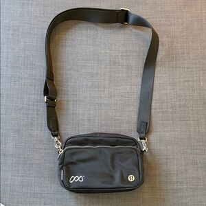 lululemon athletica Black Crossbody Bag, Park City